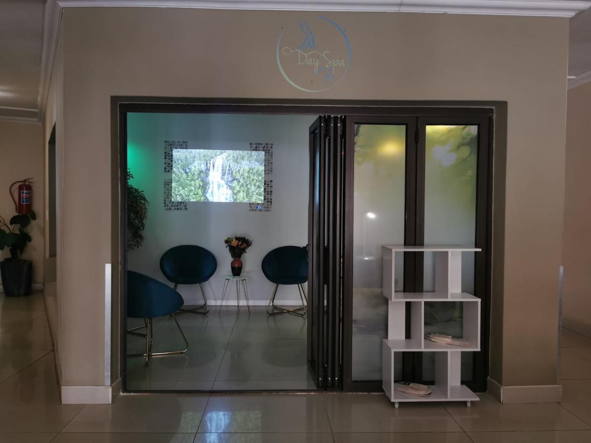 Palm Valley Inn And Day Spa Hartbeespoort Dış mekan fotoğraf