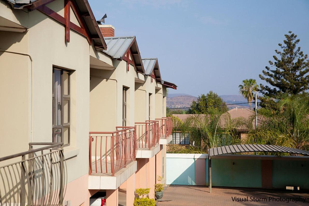Palm Valley Inn And Day Spa Hartbeespoort Dış mekan fotoğraf