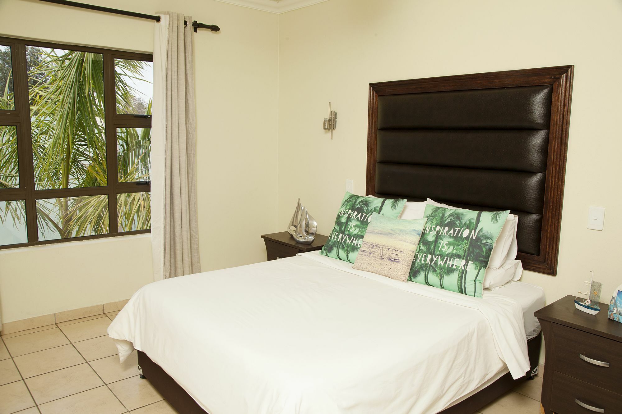 Palm Valley Inn And Day Spa Hartbeespoort Dış mekan fotoğraf